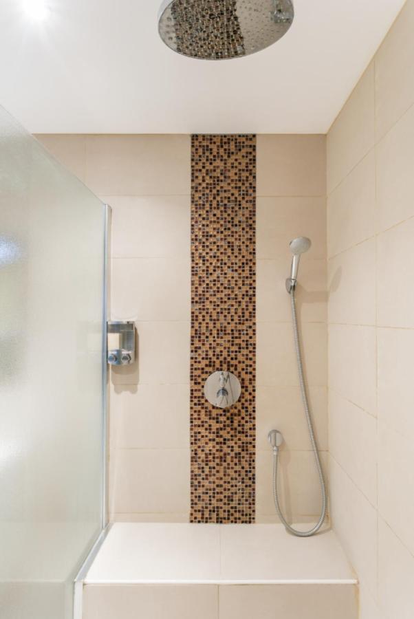 Appartement T4 Centre Ville Sete Tout Confort 3 Chambres Екстериор снимка