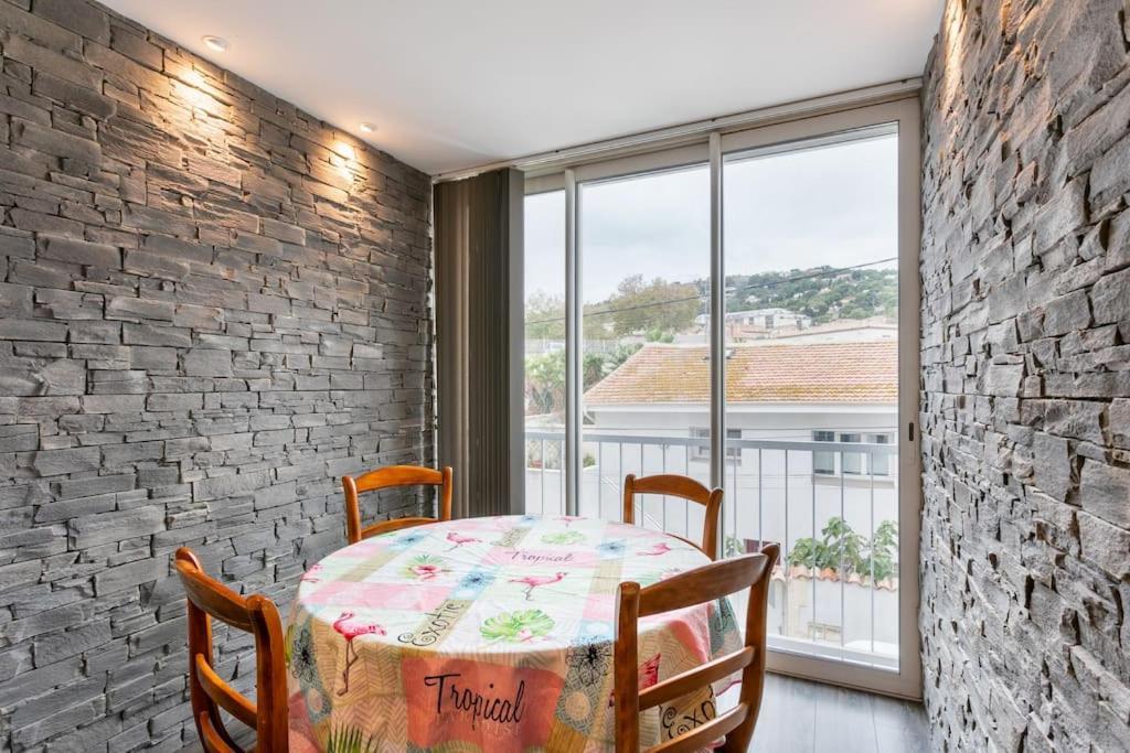 Appartement T4 Centre Ville Sete Tout Confort 3 Chambres Екстериор снимка